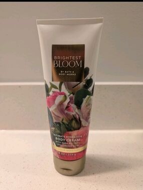 Bath & Body Works Brightest Bloom Ultimate Hydration Body Cream 8 oz